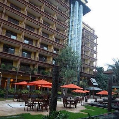 Ramada Plaza Xishuangbanna Hotell Eksteriør bilde