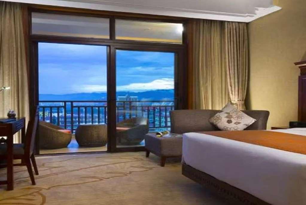 Ramada Plaza Xishuangbanna Hotell Rom bilde
