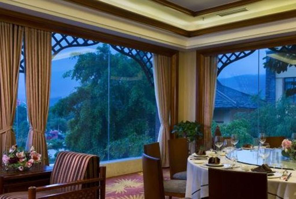 Ramada Plaza Xishuangbanna Hotell Eksteriør bilde